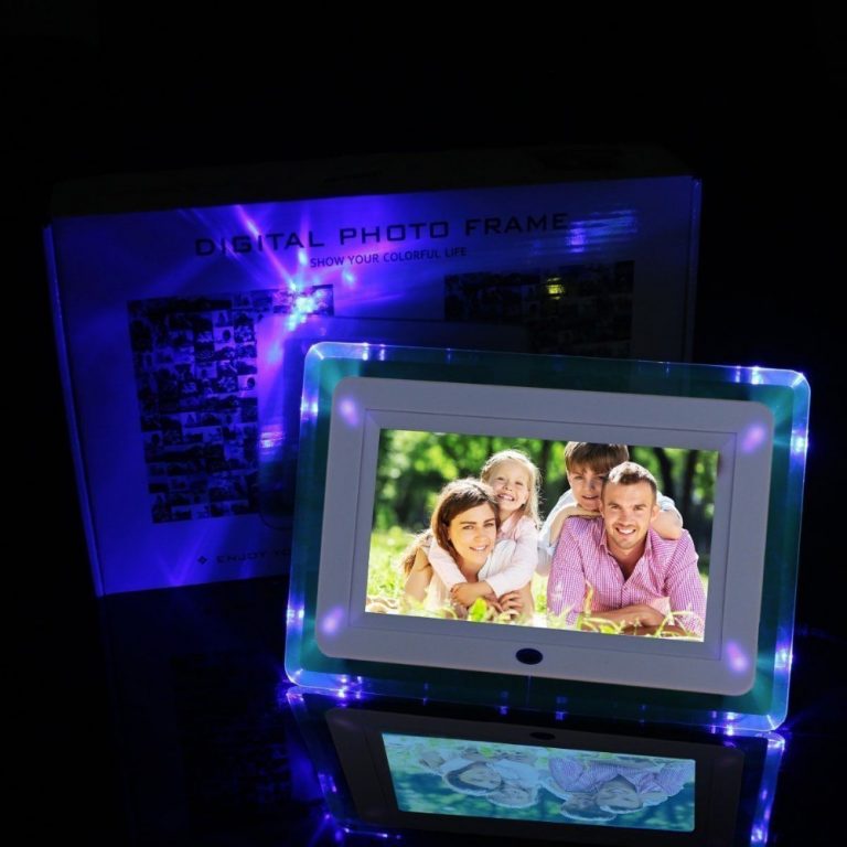 7 inch digital photo frame hd electronic photo album ultra-thin portable lcd screen wedding photo digital frame gift 1 7 Inch Digital Photo Frame HD β Ultra-Thin Portable Electronic Album with LCD Screen