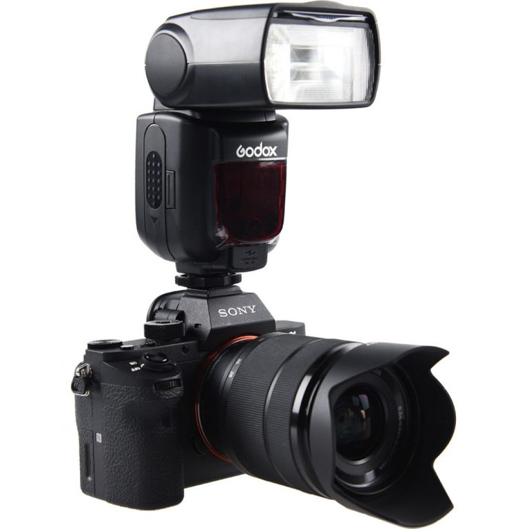Wireless ISO 100 and 200mm Thinklite Flash for Sony DSLR Camera