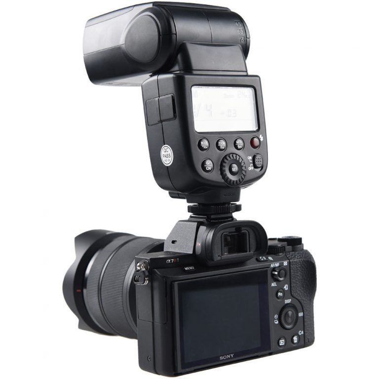 Wireless ISO 100 and 200mm Thinklite Flash for Sony DSLR Camera
