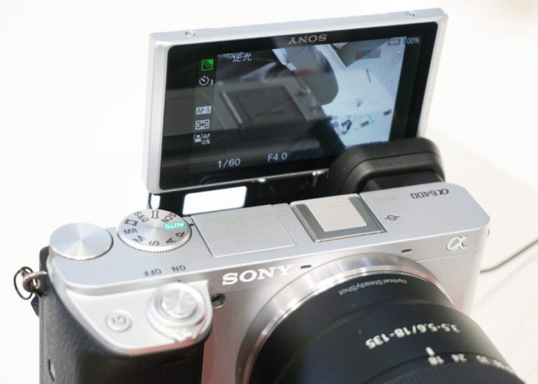 Sony Alpha A6400 A6400L Mirrorless 4K Wi-Fi Digital Camera & 16-50mm Lens Kit - Silver Color 3 Sony Alpha A6400 Mirrorless Digital Camera & 16-50mm Lens Kit - Your Window to Creative Photography