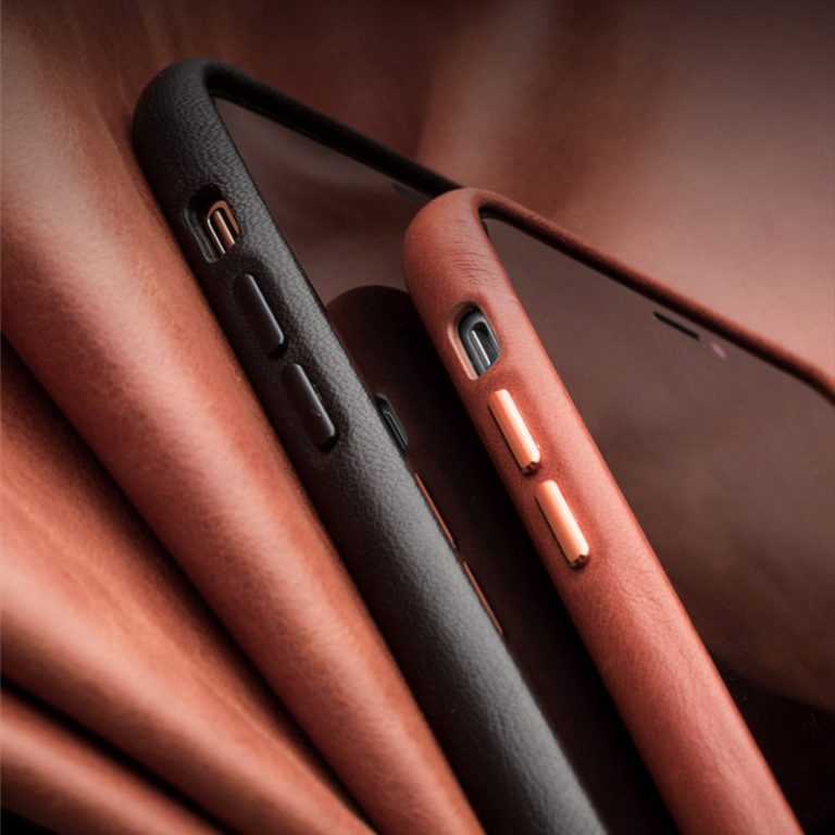 For Apple iphone 11 Pro Max Luxury retro Genuine Leather metal buttons Fhx-22r case For iPhone 7 8 Plus X XR XS MAX phone case 3 Luxury Retro Leather iPhone Case ??