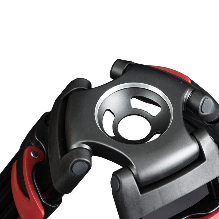 Professional-Grade Heavy Duty Tripod MTT609A ?