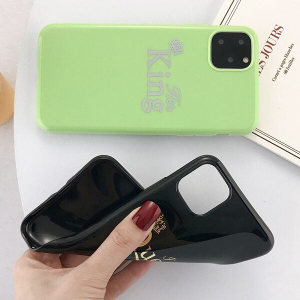 Cartoon Crown Phone Case: Stylish Protection for iPhone