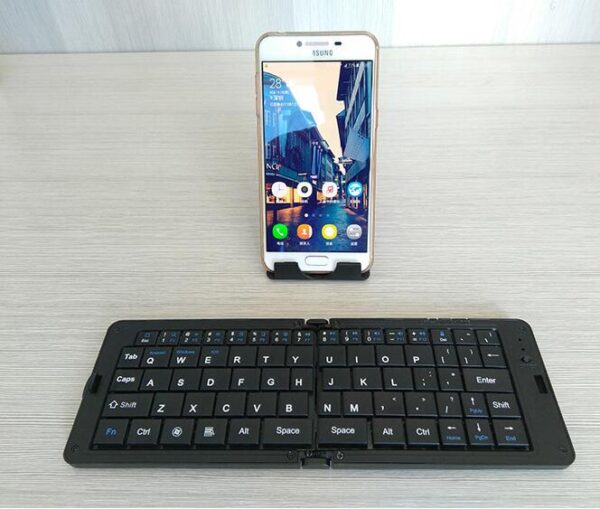 Foldable mobile phones Keyboards tablet Bluetooth Foldable mobile phones Keyboards tablet Bluetooth