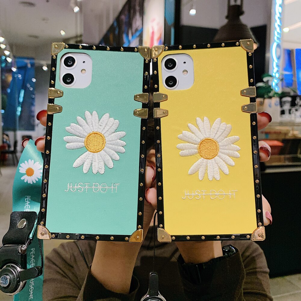 Luxury Sunlight Small Daisy Patterned Mobile Phone Case for Apple Iphone 11 Pro Max Plus Se 2 Xr Xs X 8 7 6s 6 7Plus Funda Cover