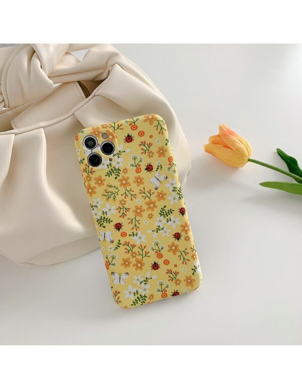 Small yellow flower for iPhone 11Pro / Max anti-fall X / XS / XR mobile phone case