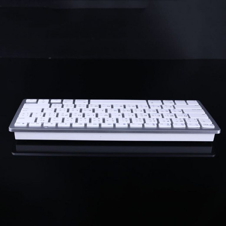 78 Keys Wireless Bluetooth Keyboard for i-Pad Laptop