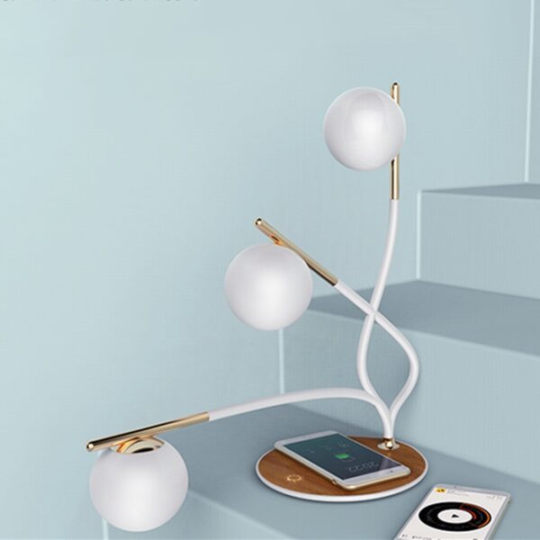 Qi Wireless Charger Stand LED Night Light Desk Lamp Qi Wireless Charger Stand LED Night Light Desk Lamp